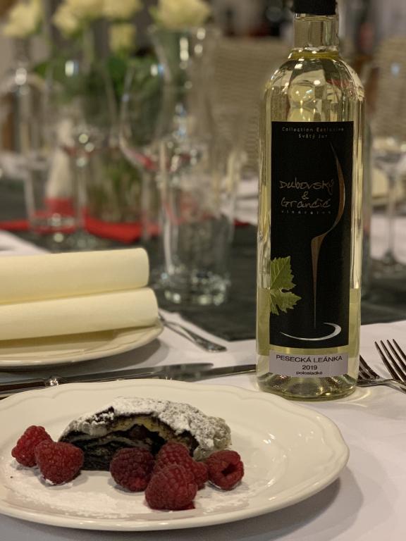 Vinárstvo DUBOVSKÝ &amp; GRANČIČ