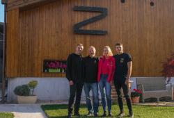 Putovanie za vínom z pivnice do pivnice Vinosady 2024, Zápražný vinár